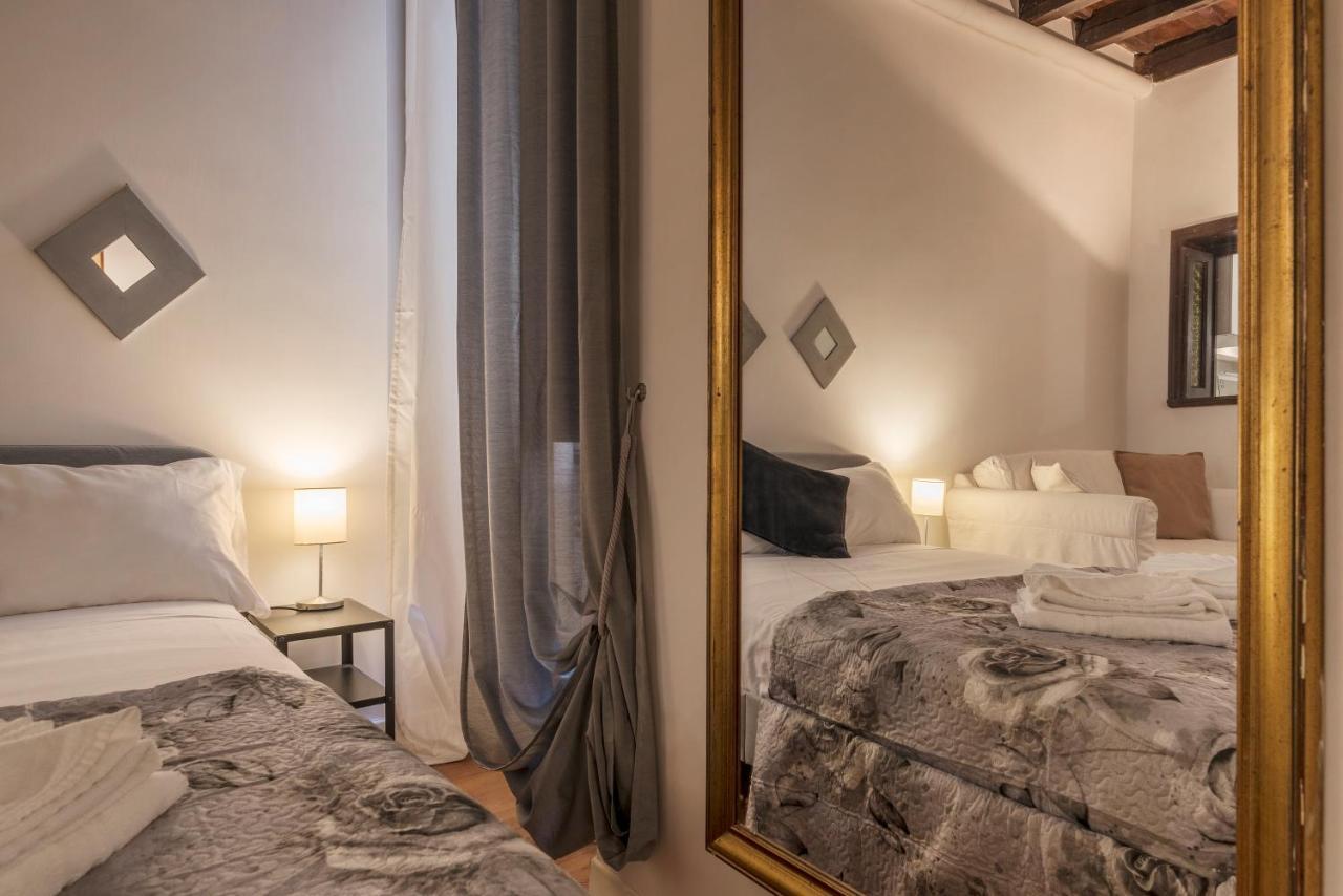 Fori Imperiali Elegant Apartment Róma Kültér fotó
