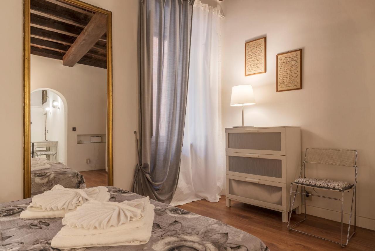 Fori Imperiali Elegant Apartment Róma Kültér fotó
